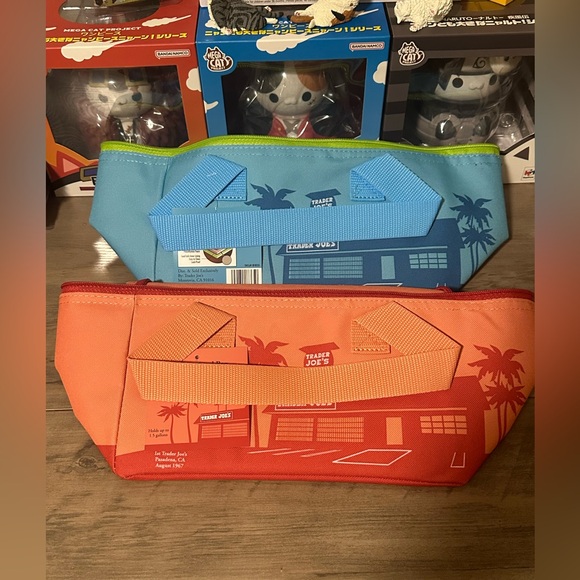 Trader Joe's Mini Insulated Cooler Tote Lunch Bags - Blue and Peach / Orange Set - Picture 1 of 2